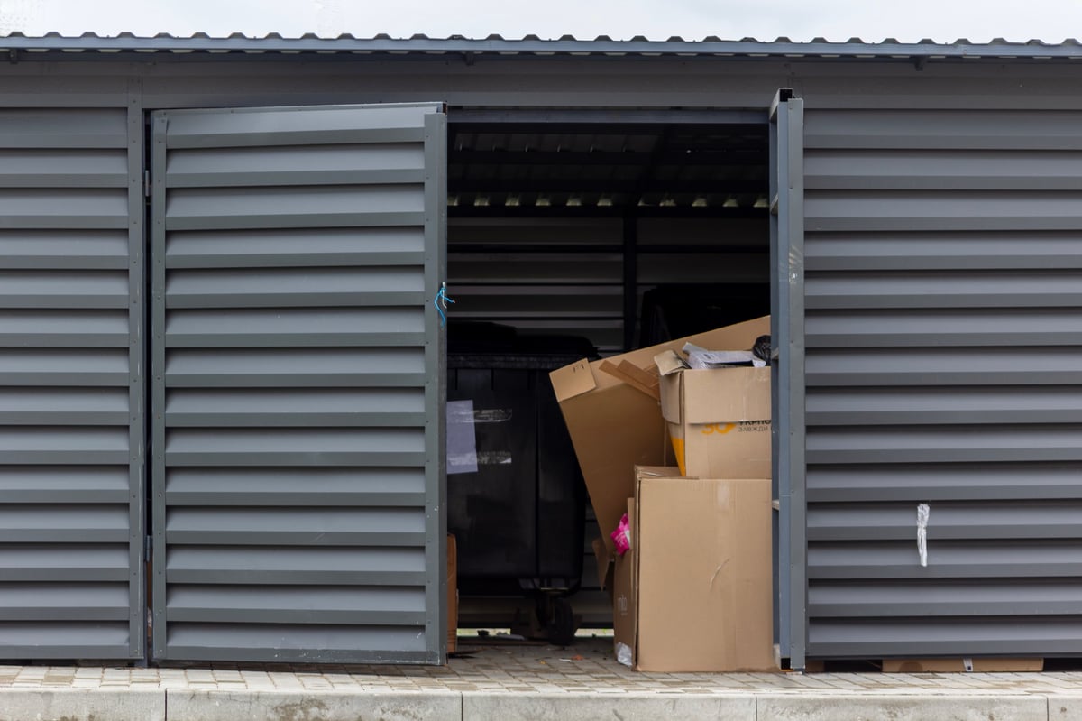 Storage unit cleanout process